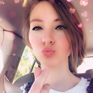 Meet your Posher, Jillian